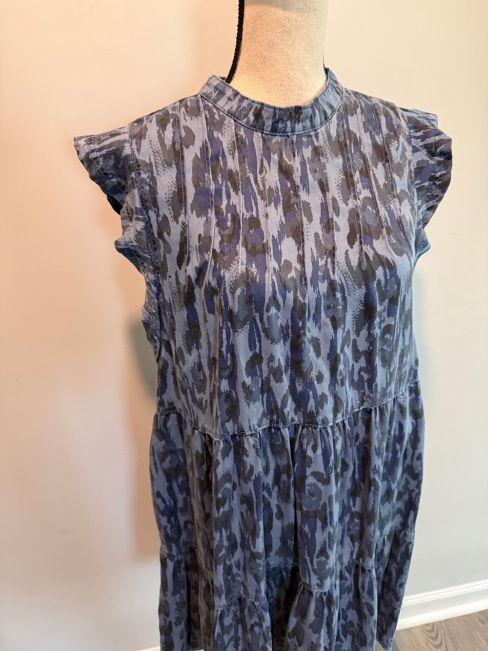 Anthropologie Jenee Tiered Animal Print Blue Pleated Dress Women’s size Medium - Picture 8 of 9